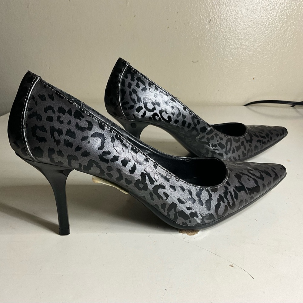 Calvin Klein  Black Heels women’s 6.5 - Picture 9 of 11